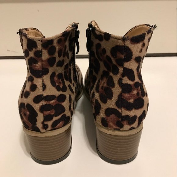 Leopard Chelsea Boots (NWOT) - Picture 3 of 5